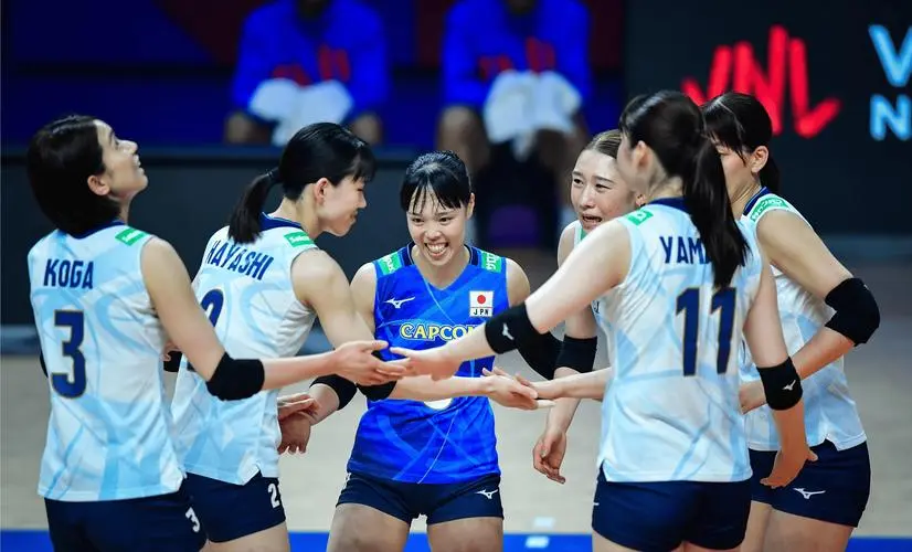 女排最新排名！中国遭德国反超跌至第7，日本女排登顶世界前三