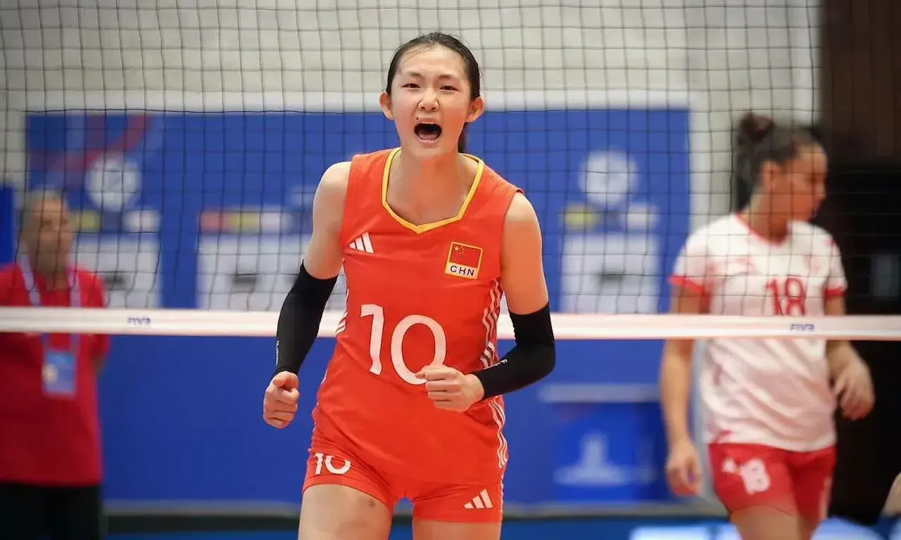 黄悦鑫还能入选国家队吗？国青女排止步八强，表现最出色的竟是她