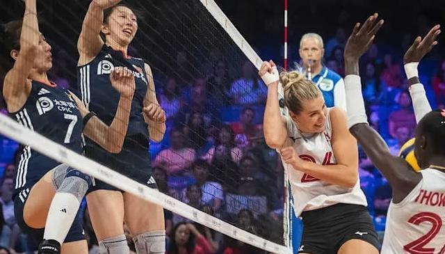 连战连捷！中国女排3-1加拿大，锁定总决赛！庄宇珊21分 陈厚羽8分