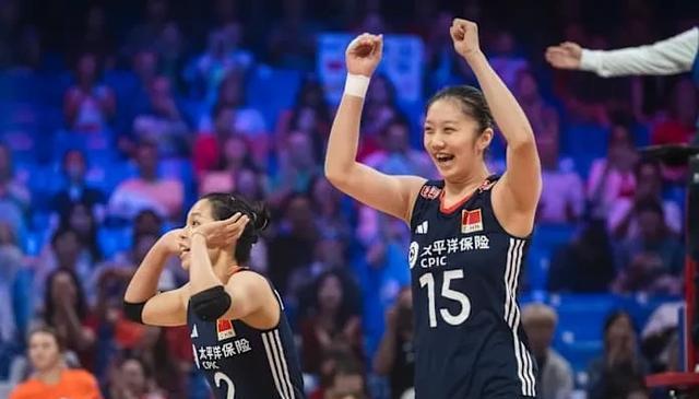 连战连捷！中国女排3-1加拿大，锁定总决赛！庄宇珊21分 陈厚羽8分