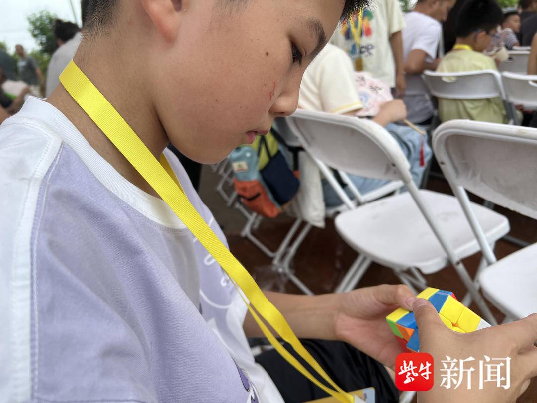高水平智力竞技项目下基层进乡镇，江苏省少儿魔方大赛“送”到农村娃家门口