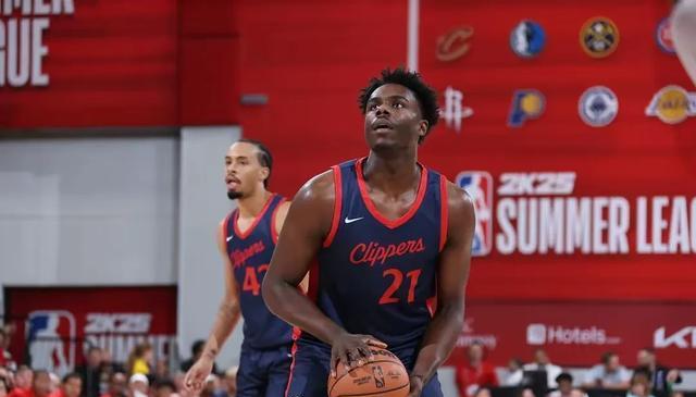 NBA夏季联赛：快船95-92险胜火箭！谢泼德空砍28+8+4&米勒23+10
