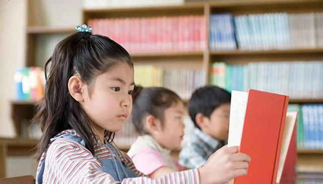 让阅读给孩子成长的力量,为孩子插上隐形的翅膀