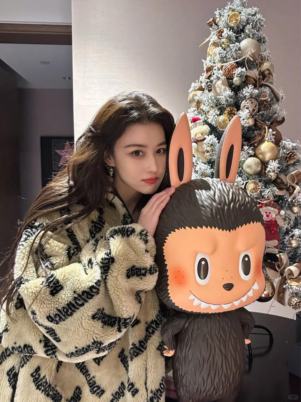 “下嫁普通人”的4位女星，每个都清醒独立，成了娱乐圈的一股清流