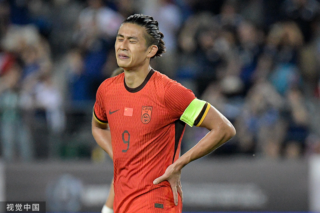 晨读-东亚杯国足0-2日本遭连败 韩媒再讽国足