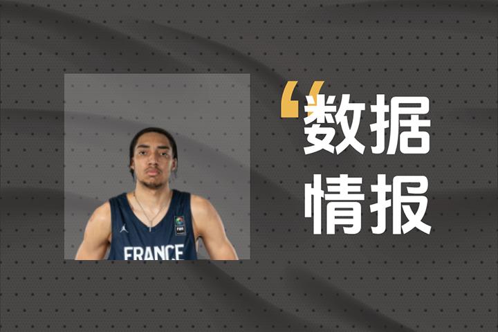 扛起进攻！公牛埃森格半场8投4中轰下13分2板