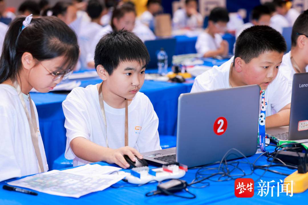 第二十四届江苏省青少年机器人竞赛在无锡举行