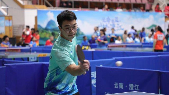 2025“抚仙湖杯”乒乓球公开赛举行