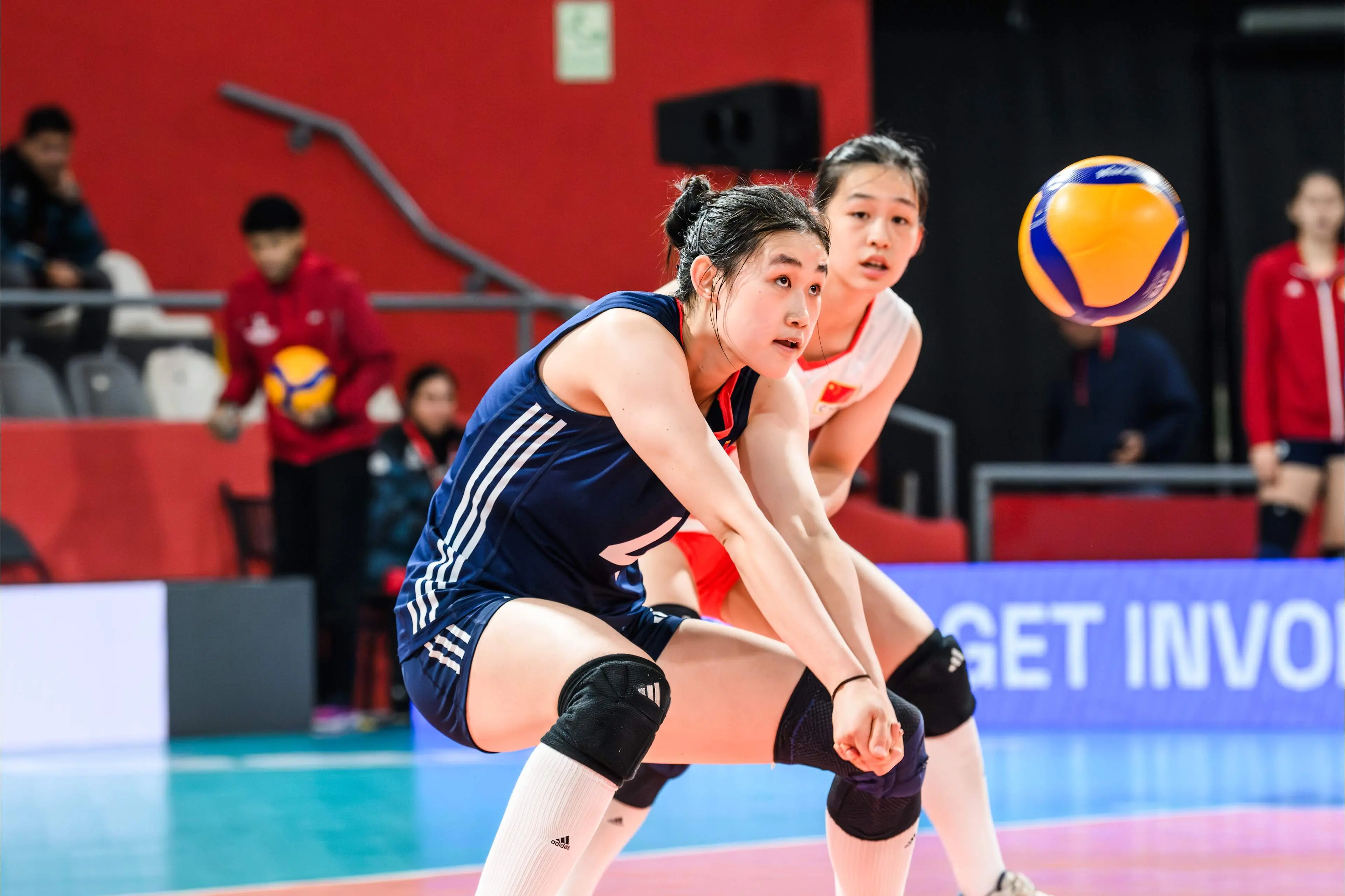 一夜间！女排总决赛对阵基本确定，中国第6出线，被降级队伍揭晓