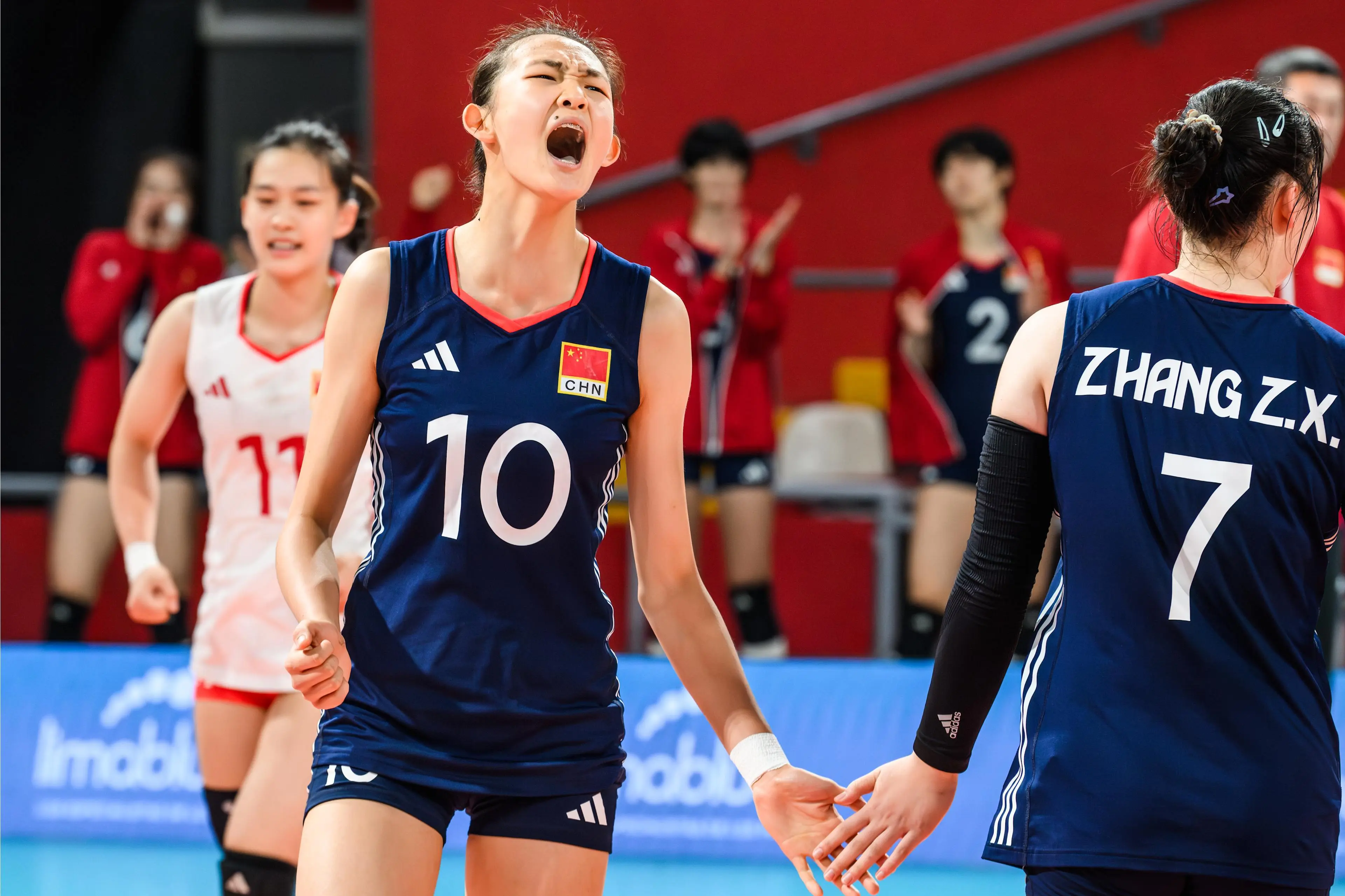 一夜间！女排总决赛对阵基本确定，中国第6出线，被降级队伍揭晓