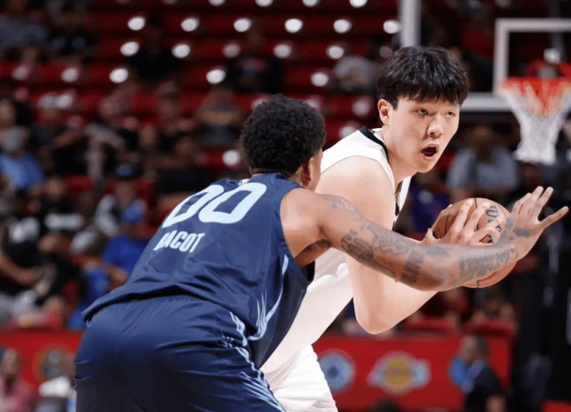 杨瀚森主动承认自身最大缺点！球迷：很有自知之明，未来可期