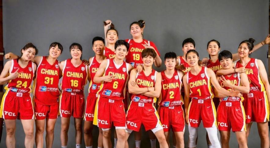 央视好戏连台！中国女篮VS印尼，宫鲁鸣有人情味，辛纳VS阿卡争冠
