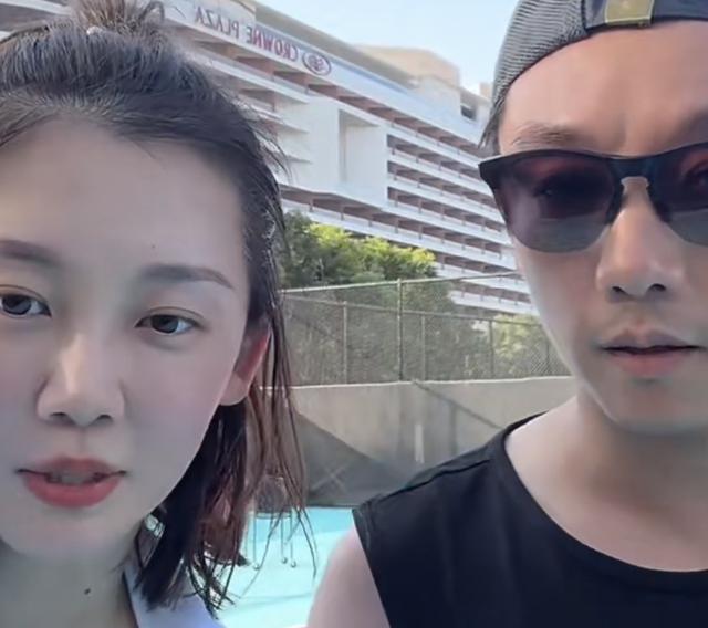 郑恺苗苗阿亚那打球被偶遇，两人肌肉线条太吸晴，网友：男帅女美