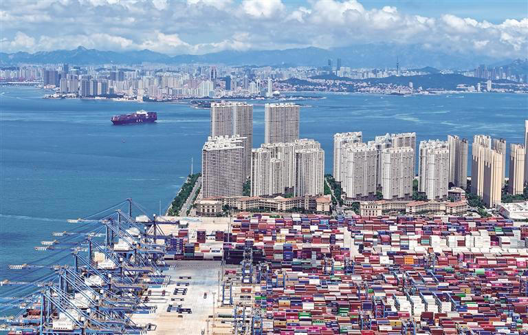 我国国际海运量占全球近三分之一