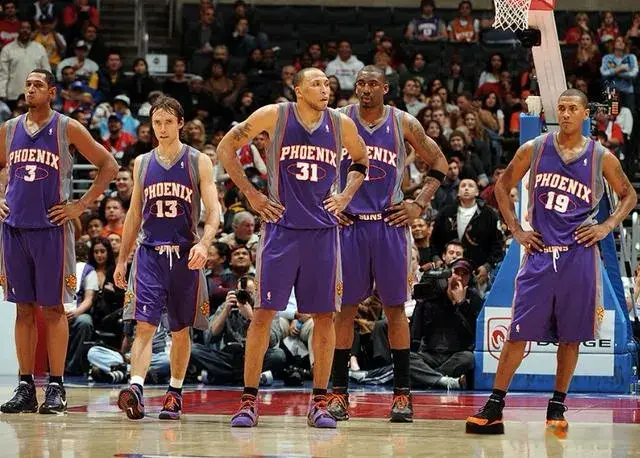 丑小鸭到白天鹅！盘点NBA从板凳逆袭到超巨的五位球员