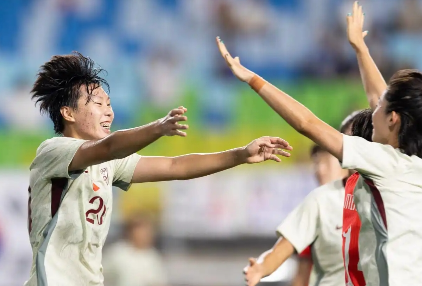中国女足4-2战胜中国台北队，虽说赢了球，纸糊的防守何时休？