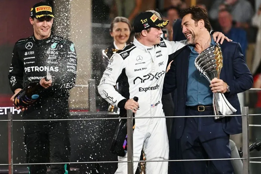 12天21亿，年度最佳《F1》背后的疯狂