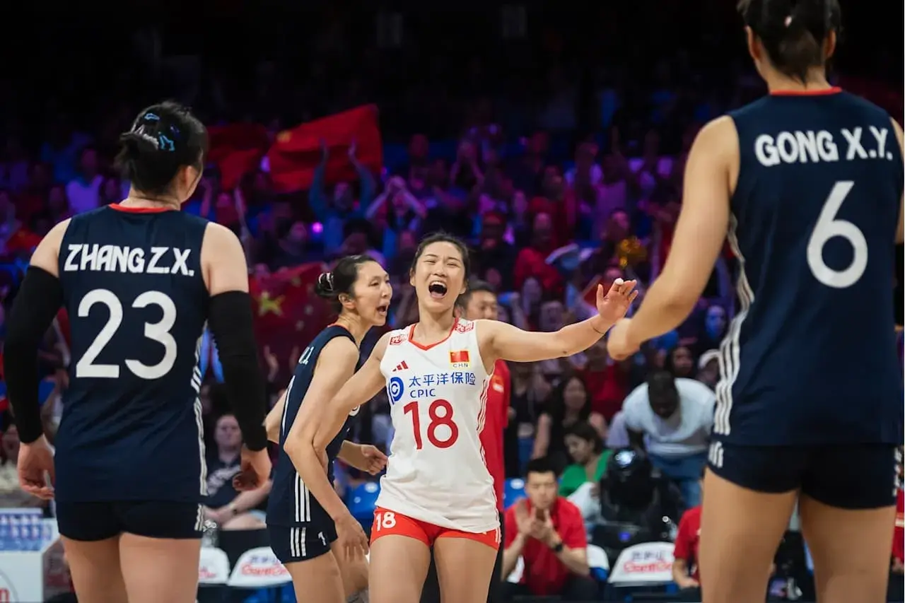 3：2！中国女排拒绝假球，淘汰赛下下签，龚翔宇受伤，赵勇太耿直