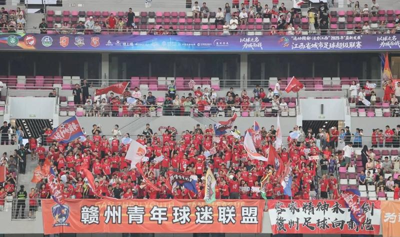 赣州队“鸟巢”首秀受热捧_2