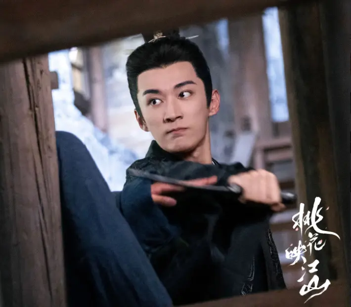 网剧播放指数：《桃花映江山》连续登顶，《朝雪录》排第三！