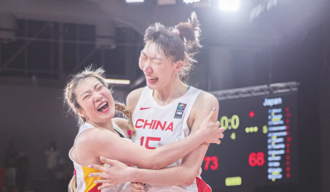 女篮丢冠换血5人铁定留队！韩旭张子宇稳了：李梦有望重返国家队？
