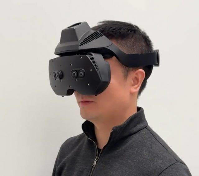 Meta发布新款VR头显原型：超宽180度视野带来沉浸式新体验