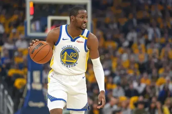 库明加戏耍金州勇士队？别忘了NBA是商业联盟