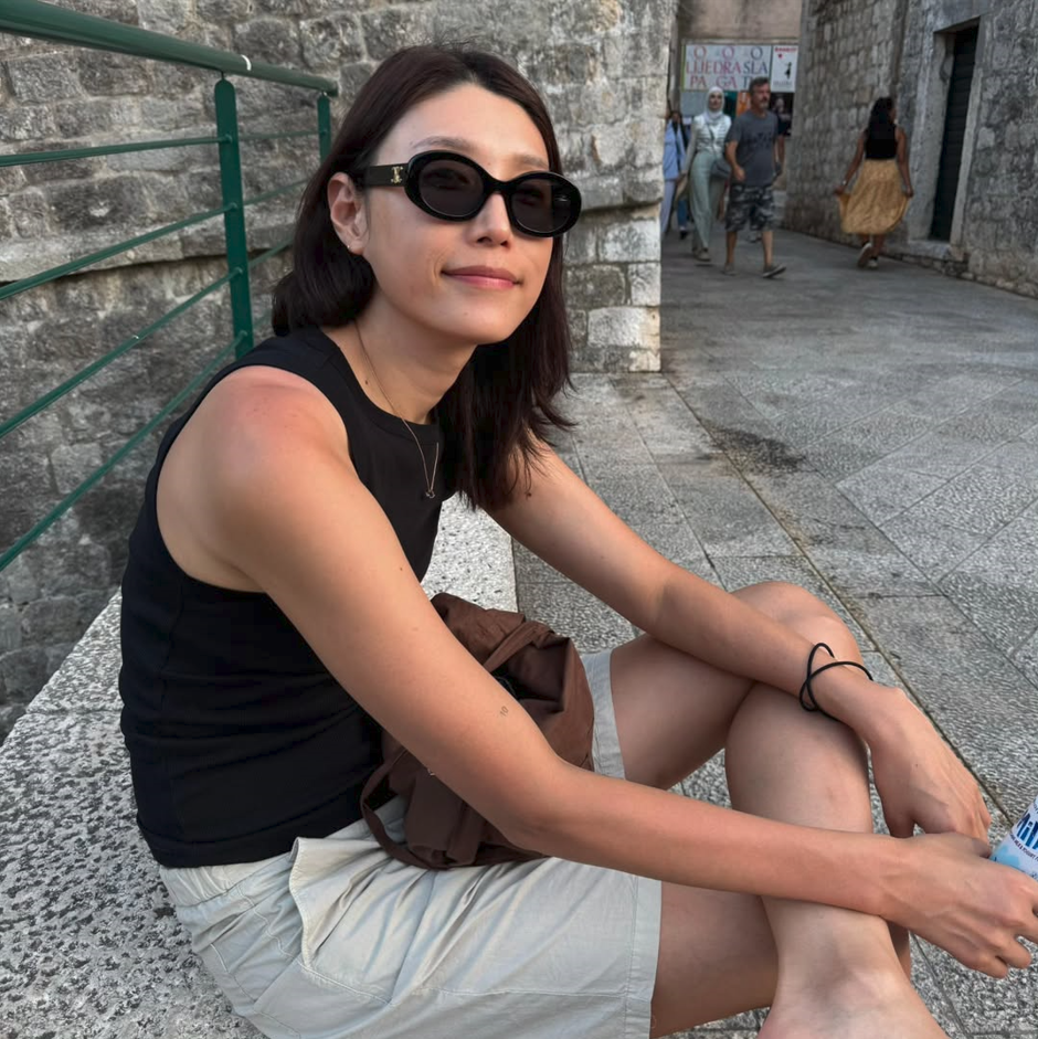 女排国家队降级不影响心情 世界第一主攻 分享度假照 球迷：超惬意的