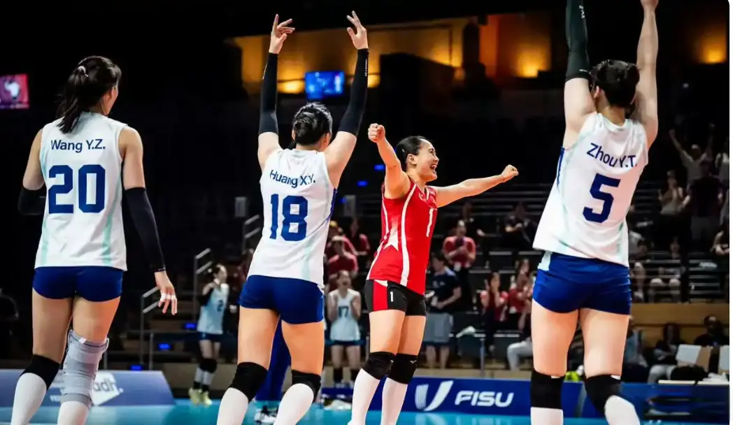 中国女排又爆出大冷门，2位新星持续低迷，阵容豪华却创最差成绩