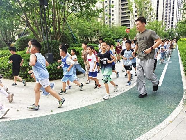 备战马拉松健身氛围浓