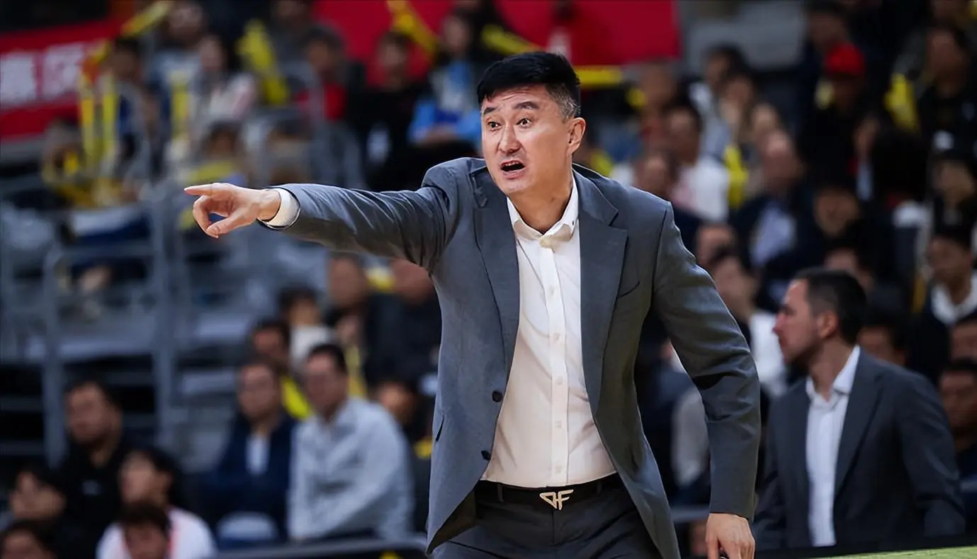 广东宏远新外援！身高1米96，曾效力于NBA魔术队，身体素质劲爆