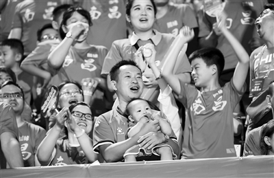 热度攀升，足球魅力全面绽放