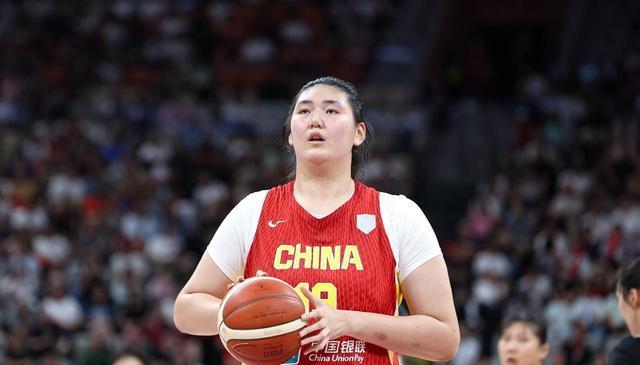 亚洲杯：中国女篮为何发挥失常，到底是哪里出了问题？