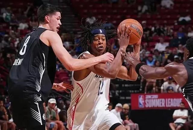 NBA夏联赛2025前六新秀评分：弗拉格优秀&哈珀及格&埃奇库姆优秀