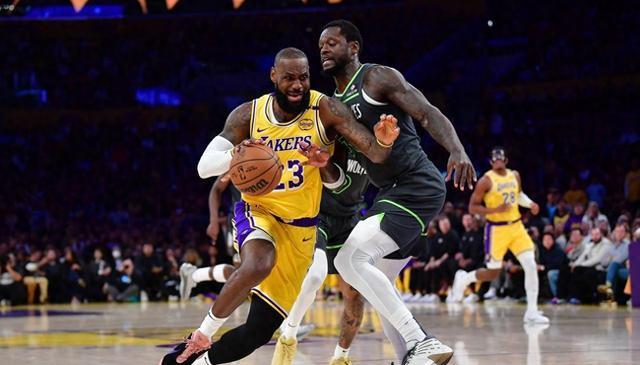 NBA应效仿NFL？詹姆斯提出建议：设立最佳进攻球员奖