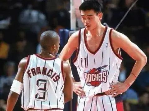 看了杨瀚森夏联高光表现，才发现当年姚明NBA新秀表现绝对满格了