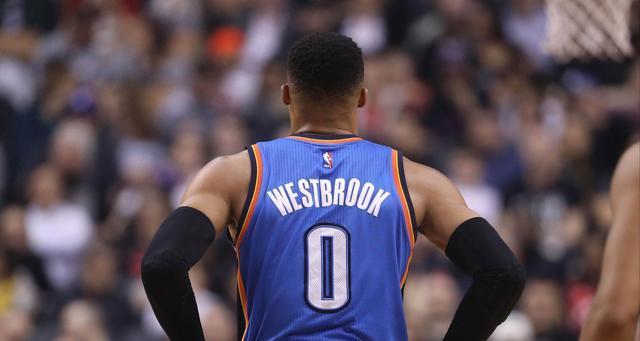 曾手握5年2.05亿顶薪，跳出掘金347万球员选项，国王有意签下威少