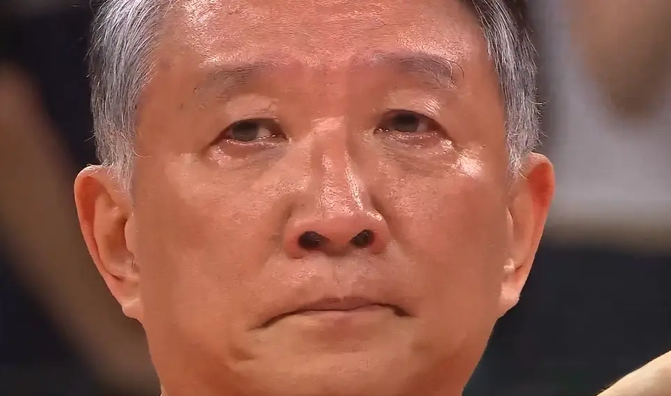 日本女篮主帅发声，一席话直戳中国教练组心窝，宫鲁鸣该如何回应