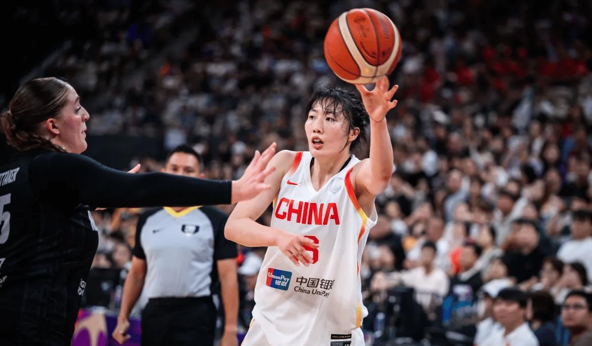 正负值第一！中国女篮又一23岁1米86王牌崛起：未来辅佐张子宇？