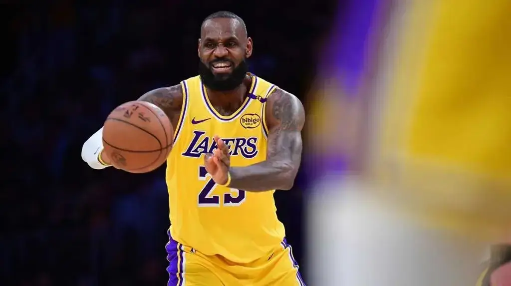 詹姆斯为后辈谋福利，提议NBA效仿NFL，增设新的球员奖项