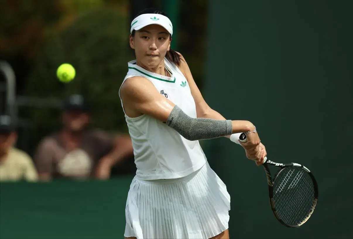 温网后首胜，恭喜王欣瑜！2-0开门红，下轮对手浮现，或直通8强