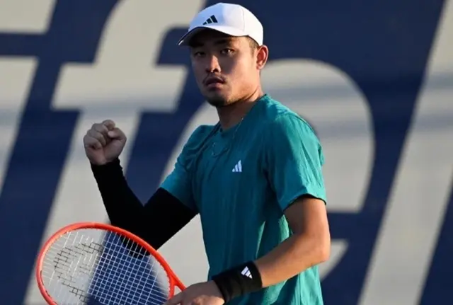 三个第1次！中国男网连轰两场2-0，先后横扫两位前top10名将