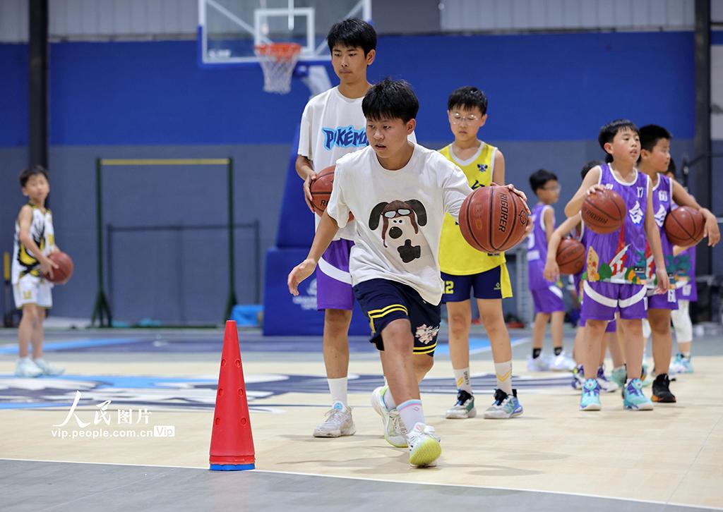 河北广宗：暑期勤练技 运动强体魄