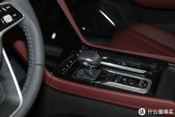 豪华B级车跌破10万，长近5米，油耗6.2L，一个月卖出13857台