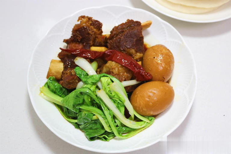 天热不想炒菜？一锅煮出有荤有素，好吃又好做！