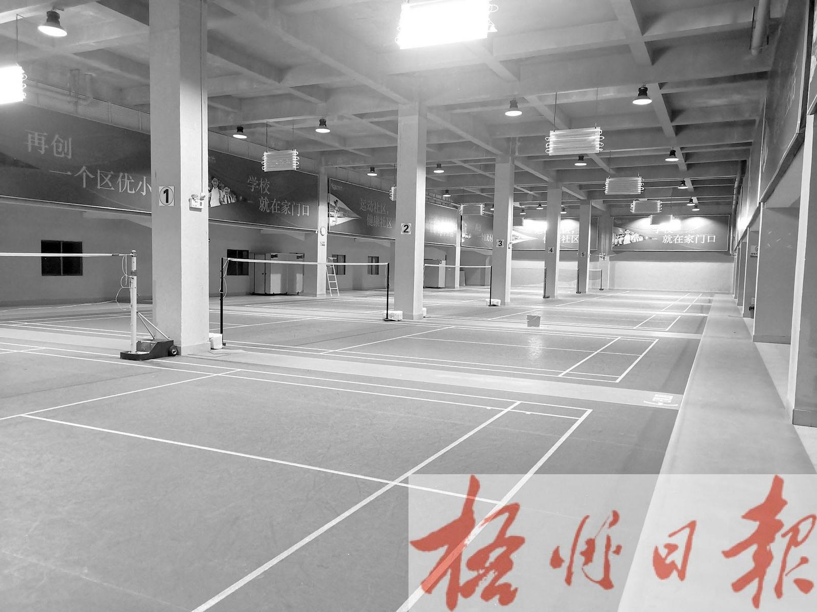 小区负一层经营球馆合法吗？