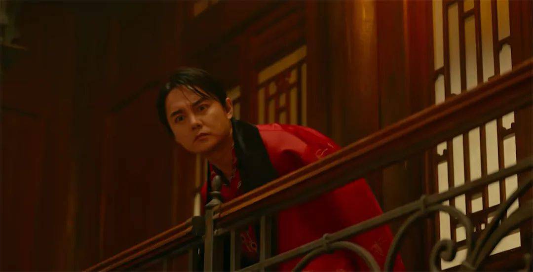 喜剧之王陈佩斯，用《戏台》讽刺现实，春晚的遭遇，他还没有放下