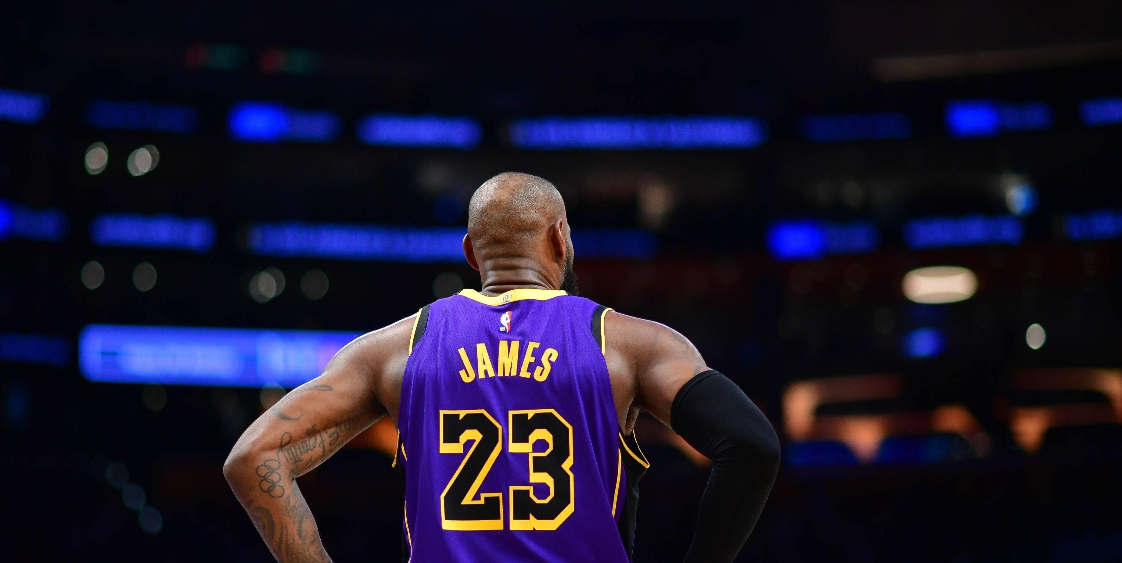 NBA交易传闻：湖人考虑重磅交易涉及3队，旧将波普加盟将增加紫金军团的阵容深度