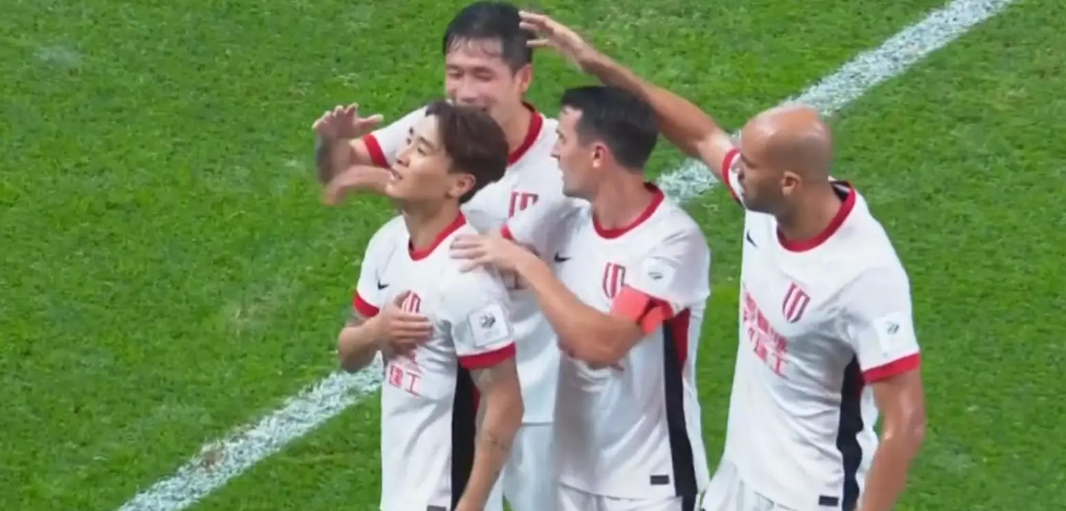 2-1晋级！中超第4杀入4强，韦世豪踢疯了：梅开二度征服客场