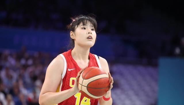 李月汝WNBA赛场复仇老东家，砍10+8帮飞翼终结四连败！
